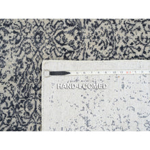 Load image into Gallery viewer, 8&#39;x8&#39; Fine Jacquard with Erased Design Wool and Plant Based Silk Hand Loomed Light Gray Oriental Square Rug FWR379542