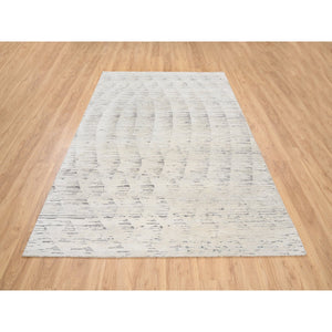 6'x9' Undyed Natural Wool Ivory Tone On Tone Repetitive Curvilinear Design Hand Knotted Oriental Rug FWR380250