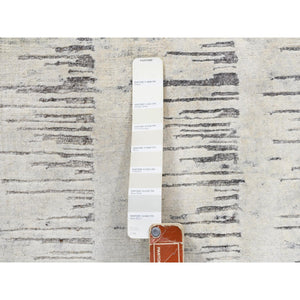 6'x9' Undyed Natural Wool Ivory Tone On Tone Repetitive Curvilinear Design Hand Knotted Oriental Rug FWR380250