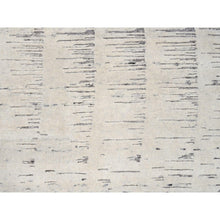 Load image into Gallery viewer, 6&#39;x9&#39; Undyed Natural Wool Ivory Tone On Tone Repetitive Curvilinear Design Hand Knotted Oriental Rug FWR380250