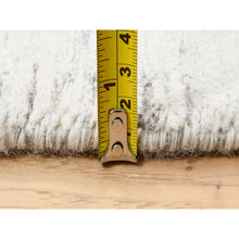 Load image into Gallery viewer, 11&#39;9&quot;x11&#39;9&quot; Tone On Tone Repetitive Curvilinear Design Hand Knotted Undyed Natural Wool Ivory Oriental Round Rug FWR380274