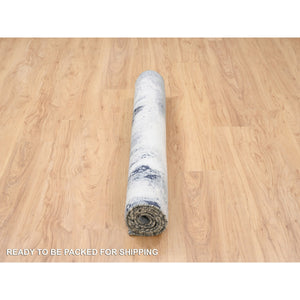 4'1"x6' Gray With Touches Of Ivory Abstract Design Wool And Silk Hand Knotted Oriental Rug FWR380772
