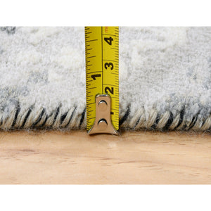 4'1"x6' Gray With Touches Of Ivory Abstract Design Wool And Silk Hand Knotted Oriental Rug FWR380772