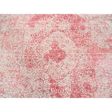 Load image into Gallery viewer, 8&#39;9&quot;x8&#39;9&quot; Ivory With Touches Of Pink Wool And Pure Silk Hand Knotted Broken Persian Design Oriental Round Rug FWR380814