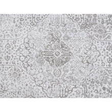 Load image into Gallery viewer, 11&#39;9&quot;x11&#39;9&quot; Hand Knotted Silver Gray Broken Persian Design Wool And Pure Silk Oriental Round Rug FWR380862
