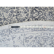 Load image into Gallery viewer, 10&#39;x10&#39; Gray Fine Jacquard With Erased Design Wool And Plant Based Silk Hand Loomed Oriental Round Rug FWR381024