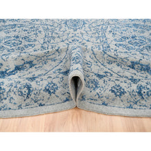 Load image into Gallery viewer, 12&#39;x12&#39; Hand Loomed Gray Fine Jacquard With Sickle Leaf Design Wool And Plant Based Silk Oriental Round Rug FWR381036