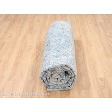 Load image into Gallery viewer, 12&#39;x12&#39; Hand Loomed Gray Fine Jacquard With Sickle Leaf Design Wool And Plant Based Silk Oriental Round Rug FWR381036