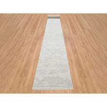 Load image into Gallery viewer, 2&#39;7&quot;x24&#39;3&quot; Gray Modern Hand Knotted Hand Spun Undyed Natural Wool XL Runner Oriental Rug FWR384816