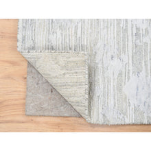 Load image into Gallery viewer, 2&#39;7&quot;x8&#39;2&quot; Light Gray Hand Spun Undyed Natural Wool Hand Knotted Modern Runner Oriental Rug FWR384882