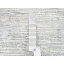 Load image into Gallery viewer, 2&#39;7&quot;x8&#39;2&quot; Light Gray Hand Spun Undyed Natural Wool Hand Knotted Modern Runner Oriental Rug FWR384882