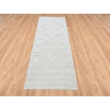 Load image into Gallery viewer, 2&#39;7&quot;x8&#39;3&quot; Gray Hand Spun Undyed Natural Wool Modern Hand Knotted Runner Oriental Rug FWR384888