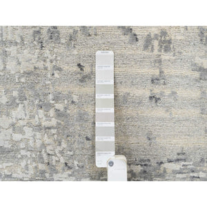 13'9"x13'9" Light Gray Hand Knotted Modern Hand Spun Undyed Natural Wool Round Oriental Rug FWR385392