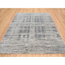 Load image into Gallery viewer, 8&#39;2&quot;x8&#39;2&quot; Light Gray Hand Knotted Modern Criss Cross Erased Design Hand Spun Undyed Natural Wool Square Oriental Rug FWR385398