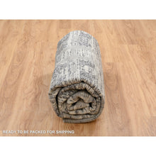 Load image into Gallery viewer, 8&#39;2&quot;x8&#39;2&quot; Light Gray Hand Knotted Modern Criss Cross Erased Design Hand Spun Undyed Natural Wool Square Oriental Rug FWR385398