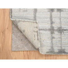 Load image into Gallery viewer, 2&#39;x3&#39;1&quot; Ivory Hand Spun Undyed Natural Wool Modern Design Hand Knotted Mat Oriental Rug FWR385434