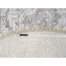 Load image into Gallery viewer, 6&#39;7&quot;x6&#39;7&quot; Gray, Hand Knotted Broken Persian Design, Wool And Pure Silk, Round Oriental Rug FWR385932
