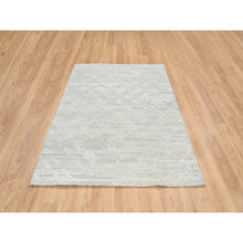 Load image into Gallery viewer, 5&#39;1&quot;x7&#39;3&quot; Light Gray, Modern Design, Hand Spun Undyed Natural Wool, Hand Knotted, Oriental Rug FWR388194