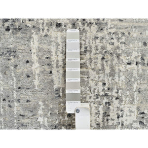 6'x6' Light Gray, Modern Design, Hand Spun Undyed Natural Wool, Hand Knotted, Round Oriental Rug FWR388206