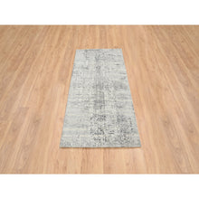 Load image into Gallery viewer, 2&#39;7&quot;x6&#39; Light Gray, Hand Spun Undyed Natural Wool, Hand Knotted, Modern Design, Runner Oriental Rug FWR388230