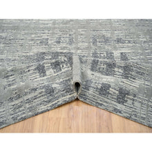 Load image into Gallery viewer, 13&#39;10&quot;x20&#39;2&quot; Light Gray, Hand Spun Undyed Natural Wool, Hand Knotted, Modern Criss Cross Erased Design, Oversized Oriental Rug FWR388290