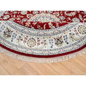 8'x8' Cherry Red, Pure Wool Hand Knotted, Nain with Center Medallion Flower Design 250 KPSI, Round Oriental Rug FWR388314