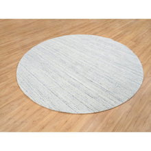 Load image into Gallery viewer, 8&#39;x8&#39; Ivory, Plain Modern Striae Design Soft Pile, Extra Soft Wool Hand Loomed, Round Oriental Rug FWR388764