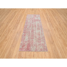 Load image into Gallery viewer, 2&#39;6&quot;x10&#39; Rose Pink, Wool And Art Silk Jacquard Hand Loomed, All Over Design, Runner Oriental Rug FWR388878