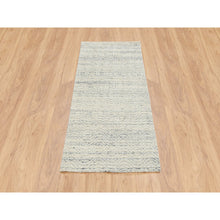 Load image into Gallery viewer, 2&#39;6&quot;x6&#39; Beige, Hand Loomed Variegated Textured Modern Design, Organic Wool, Runner Oriental Rug FWR389040