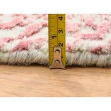 Load image into Gallery viewer, 10&#39;x10&#39; Rose Pink, Wool And Art Silk Jacquard Hand Loomed, All Over Design, Round Oriental Rug FWR389052