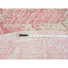 Load image into Gallery viewer, 10&#39;x10&#39; Rose Pink, Wool And Art Silk Jacquard Hand Loomed, All Over Design, Round Oriental Rug FWR389052