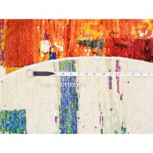 Load image into Gallery viewer, 5&#39;x5&#39; Colorful, Modern Abstract Motifs With Painter&#39;s Brush Strokes, Wool And Sari Silk Hand Knotted, Round Oriental Rug FWR389436