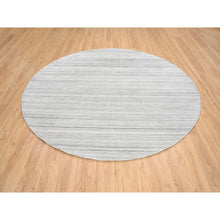 Load image into Gallery viewer, 9&#39;9&quot;x9&#39;9&quot; Platinum Gray and Cream, Plain Hand Loomed Undyed Natural Wool, Modern Design Thick and Plush, Round Oriental Rug FWR389880
