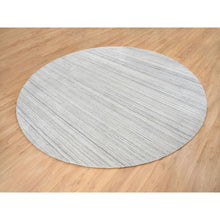Load image into Gallery viewer, 9&#39;9&quot;x9&#39;9&quot; Platinum Gray and Cream, Plain Hand Loomed Undyed Natural Wool, Modern Design Thick and Plush, Round Oriental Rug FWR389880