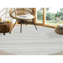 Load image into Gallery viewer, 8&#39;x8&#39; Platinum Gray And Cream, Modern Design Thick And Plush, Plain Hand Loomed Undyed Natural Wool, Round Oriental Rug FWR389892