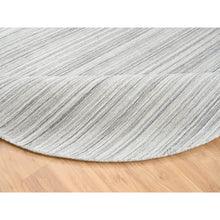 Load image into Gallery viewer, 8&#39;x8&#39; Platinum Gray And Cream, Modern Design Thick And Plush, Plain Hand Loomed Undyed Natural Wool, Round Oriental Rug FWR389892