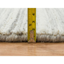 Load image into Gallery viewer, 6&#39;1&quot;x6&#39;1&quot; Ivory And Cream, Thick And Plush Plain Hand Loomed, Undyed Natural Wool Modern Design, Round Oriental Rug FWR390078
