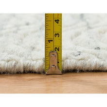 Load image into Gallery viewer, 2&#39;5&quot;x12&#39; Beige, Variegated Textured Modern Design, Hand Loomed Natural Wool, Runner Oriental Rug FWR390246