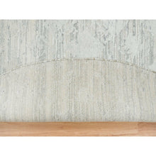 Load image into Gallery viewer, 8&#39;x8&#39; Ivory, Modern Design, Hand Spun Undyed Natural Wool, Hand Knotted, Round Oriental Rug FWR390888