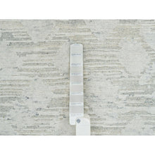 Load image into Gallery viewer, 8&#39;x8&#39; Ivory, Modern Design, Hand Spun Undyed Natural Wool, Hand Knotted, Round Oriental Rug FWR390888