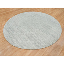 Load image into Gallery viewer, 9&#39;x9&#39; Ivory, Modern Design, Hand Knotted, Hand Spun Undyed Natural Wool, Round Oriental Rug FWR390894