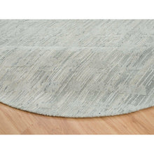 Load image into Gallery viewer, 9&#39;x9&#39; Ivory, Modern Design, Hand Knotted, Hand Spun Undyed Natural Wool, Round Oriental Rug FWR390894