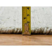 Load image into Gallery viewer, 9&#39;x9&#39; Ivory, Modern Design, Hand Knotted, Hand Spun Undyed Natural Wool, Round Oriental Rug FWR390894