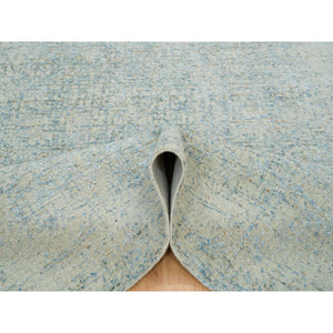 5'10"x9' Gray With Touches Of Blue, Wool And Plant Based Silk, Modern Jacquard Hand Loomed, Soft To The Touch, Oriental Rug FWR391176