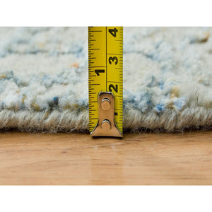 9'10"x9'10" Gray with Touches of Blue, Wool and Plant Based Silk, Modern Jacquard Hand Loomed, Soft to the Touch, Round Oriental Rug FWR391200