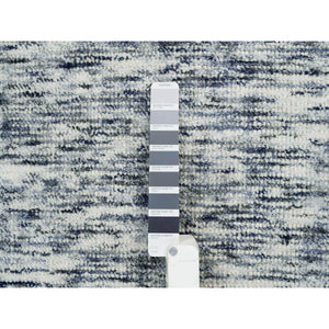 5'10"x5'10" Blue and Ivory, Modern Striae Design Soft Pile, Pure Wool Hand Loomed, Round Oriental Rug FWR391518