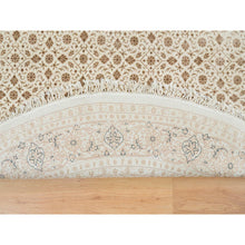 Load image into Gallery viewer, 6&#39;3&quot;x6&#39;3&quot; Ivory, Densely Woven Organic Wool, Hand Knotted Herati With All Over Fish Mahi Design, 250 Kpsi, Round Oriental Rug FWR392406