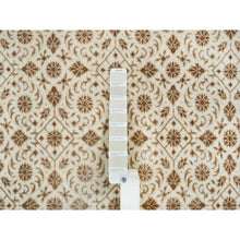 Load image into Gallery viewer, 6&#39;3&quot;x6&#39;3&quot; Ivory, Densely Woven Organic Wool, Hand Knotted Herati With All Over Fish Mahi Design, 250 Kpsi, Round Oriental Rug FWR392406