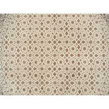 Load image into Gallery viewer, 6&#39;3&quot;x6&#39;3&quot; Ivory, Densely Woven Organic Wool, Hand Knotted Herati With All Over Fish Mahi Design, 250 Kpsi, Round Oriental Rug FWR392406