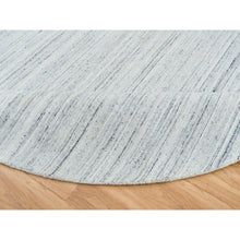 Load image into Gallery viewer, 10&#39;x10&#39; Ivory, Hand Loomed Plain Modern Striae Design, Soft Pile Pure Wool, Round Oriental Rug FWR392586